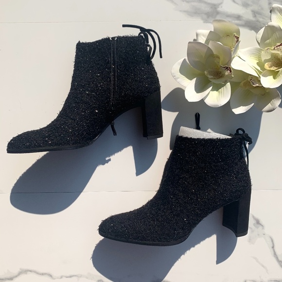 Stuart Weitzman | Lofty Ankle Booties - Picture 13 of 14